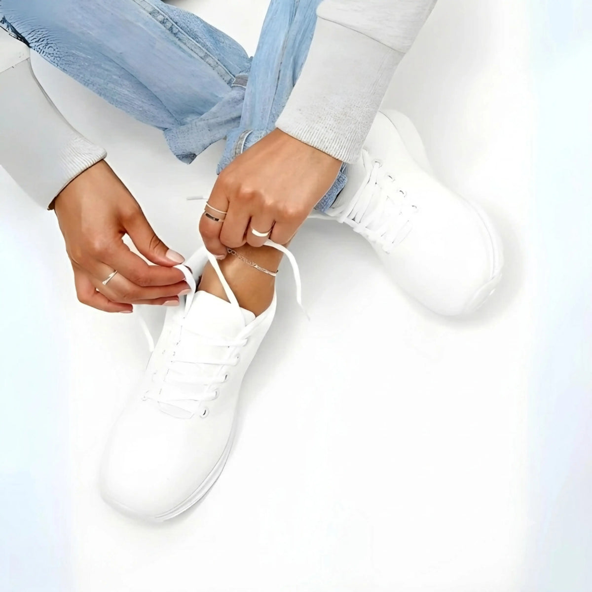 zero running shoes lifestyle tying laces